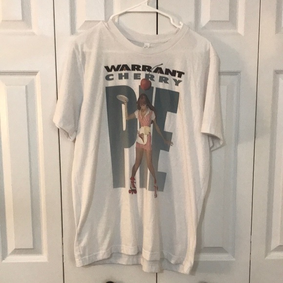 Warrant Cherry Pie Graphic T-Shirt‎ - Picture 1 of 2